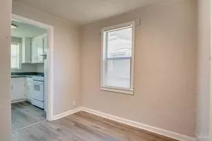 1016 W Maxwell St, Pensacola, FL 32501 - Photo 7