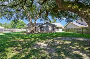 5555 Trafalgar Dr, Pensacola, FL 32504 - Photo 37