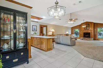 5555 Trafalgar Dr, Pensacola, FL 32504 - Photo 9