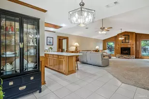 5555 Trafalgar Dr, Pensacola, FL 32504 - Photo 9
