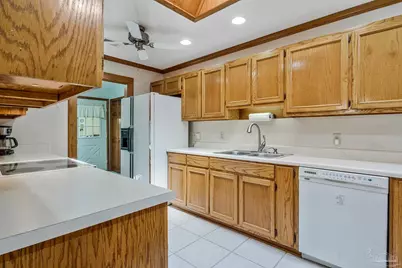 5555 Trafalgar Dr, Pensacola, FL 32504 - Photo 5