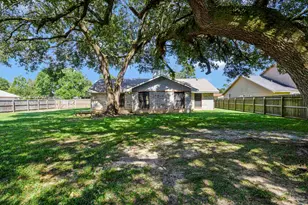 5555 Trafalgar Dr, Pensacola, FL 32504 - Photo 39