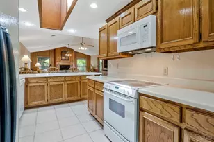5555 Trafalgar Dr, Pensacola, FL 32504 - Photo 17