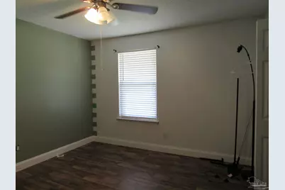 8364 Stanton Pl, Pensacola, FL 32526 - Photo 15