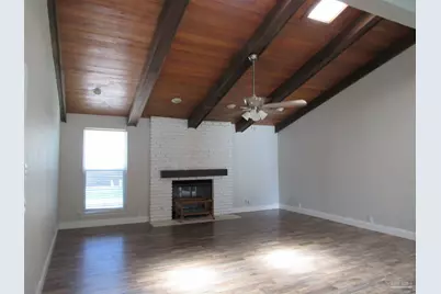 8364 Stanton Pl, Pensacola, FL 32526 - Photo 5