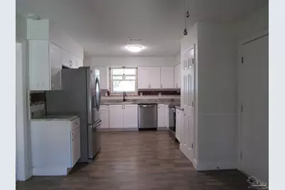 8364 Stanton Pl, Pensacola, FL 32526 - Photo 9