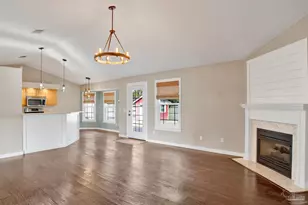1524 Sandcliff Dr, Pensacola, FL 32507 - Photo 9
