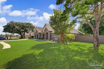 1829 Brooke Beach Dr, Navarre, FL 32566 - Photo 3