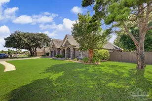 1829 Brooke Beach Dr, Navarre, FL 32566 - Photo 3
