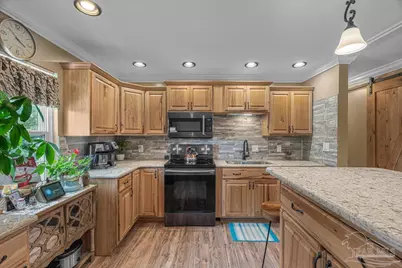 3310 Bluewater Dr, Pensacola, FL 32503 - Photo 29