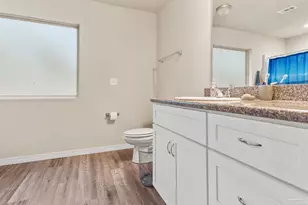 4571 Sunlight Cir, Milton, FL 32583 - Photo 11