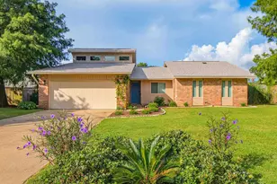3585 Riddick Dr, Pensacola, FL 32504 - Photo 5