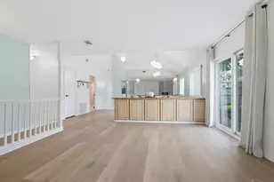 3585 Riddick Dr, Pensacola, FL 32504 - Photo 5