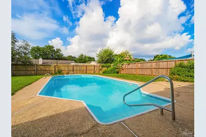 3585 Riddick Dr, Pensacola, FL 32504 - Photo 3