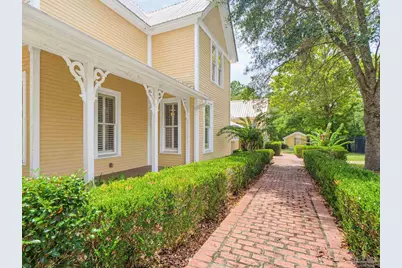73 Scribner Ave, Defuniak Springs, FL 32435 - Photo 7