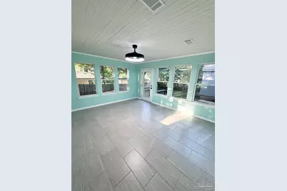 1650 N A St, Pensacola, FL 32501 - Photo 9