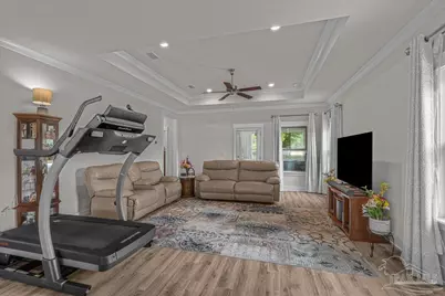 6510 Covington Cir, Pensacola, FL 32526 - Photo 11