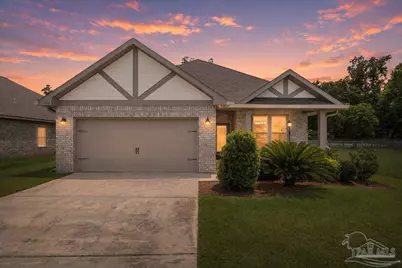 6510 Covington Cir, Pensacola, FL 32526 - Photo 1