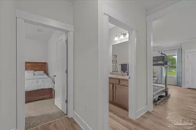 6510 Covington Cir, Pensacola, FL 32526 - Photo 19