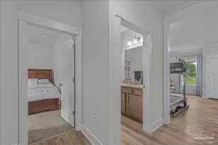 6510 Covington Cir, Pensacola, FL 32526 - Photo 19