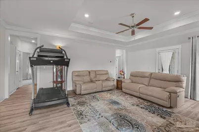 6510 Covington Cir, Pensacola, FL 32526 - Photo 11