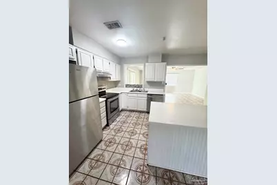 802 Blue Springs Dr, Pensacola, FL 32505 - Photo 5