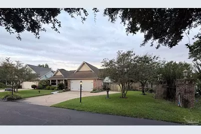 4200 Spanish Trail Pl, Pensacola, FL 32504 - Photo 1
