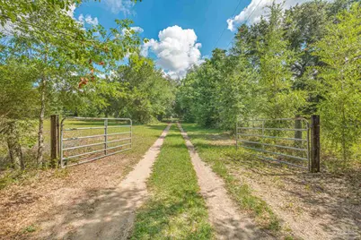 9069 Hay Meadow Rd, Milton, FL 32583 - Photo 7