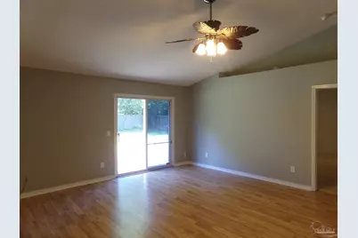 8454 Ferlon Ave, Pensacola, FL 32526 - Photo 3