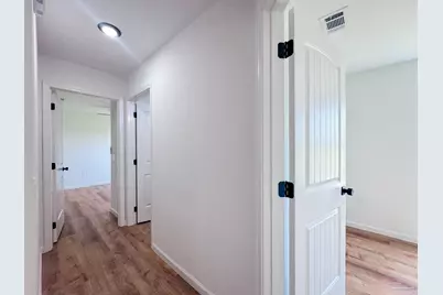 9296 Military Trl, Navarre, FL 32566 - Photo 19