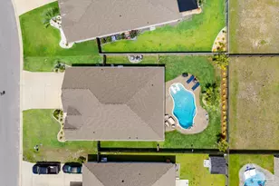2367 Cloudberry Dr, Gulf Breeze, FL 32563 - Photo 9