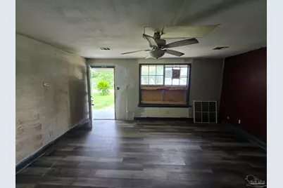6606 Flagler Dr, Pensacola, FL 32503 - Photo 3