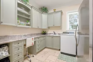 1305 Quiet Cove Ct, Gulf Breeze, FL 32563 - Photo 25