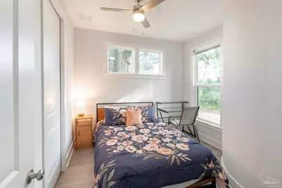 379 S Clubbs St, Pensacola, FL 32502 - Photo 13