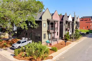 379 S Clubbs St, Pensacola, FL 32502 - Photo 3