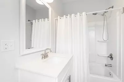 379 S Clubbs St, Pensacola, FL 32502 - Photo 17
