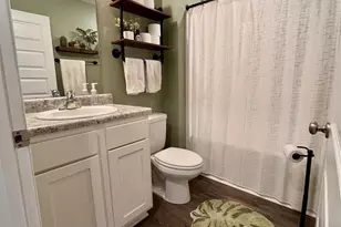 5375 Peach Dr, Milton, FL 32571 - Photo 15
