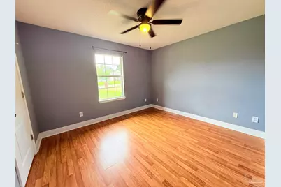7901 Amethyst Dr, Pensacola, FL 32506 - Photo 9