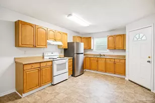 624 N G St, Pensacola, FL 32501 - Photo 5