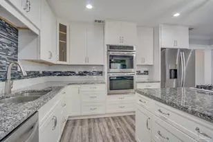 2012 N 19th Ave, Pensacola, FL 32503 - Photo 11