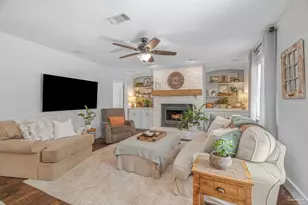 7409 Camale Dr, Pensacola, FL 32504 - Photo 9