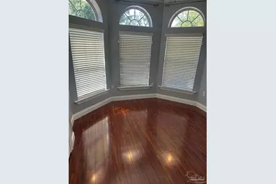 7392 Old Magnolia Ct, Navarre, FL 32566 - Photo 3
