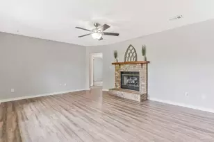 5712 Ivy Ln, Pace, FL 32571 - Photo 9