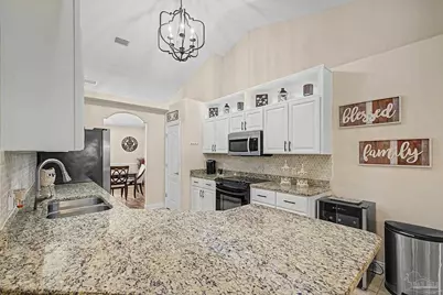 9088 Iron Gate Blvd, Milton, FL 32570 - Photo 7