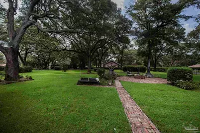6027 Spanish Oak Dr, Pensacola, FL 32526 - Photo 5