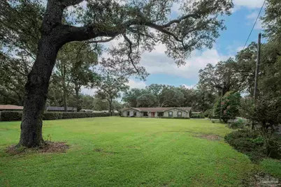 6027 Spanish Oak Dr, Pensacola, FL 32526 - Photo 3