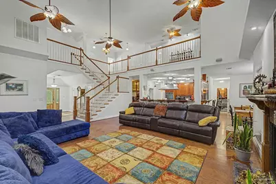 9717 Mobile Hwy, Pensacola, FL 32526 - Photo 11