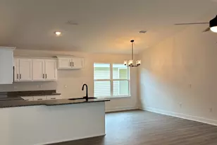 9100 Waring Dr, Pensacola, FL 32534 - Photo 7