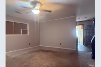 7810 Hidalgo Ln, Pensacola, FL 32526 - Photo 15