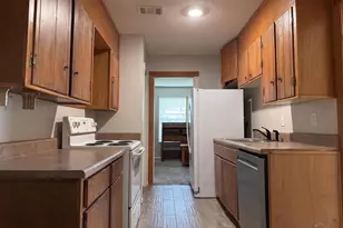 7810 Hidalgo Ln, Pensacola, FL 32526 - Photo 7